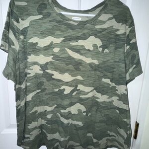 Old Navy Short Sleeve Camo Crewneck Tee - Olive & Beige